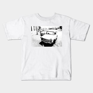 Trabant in Budapest Kids T-Shirt